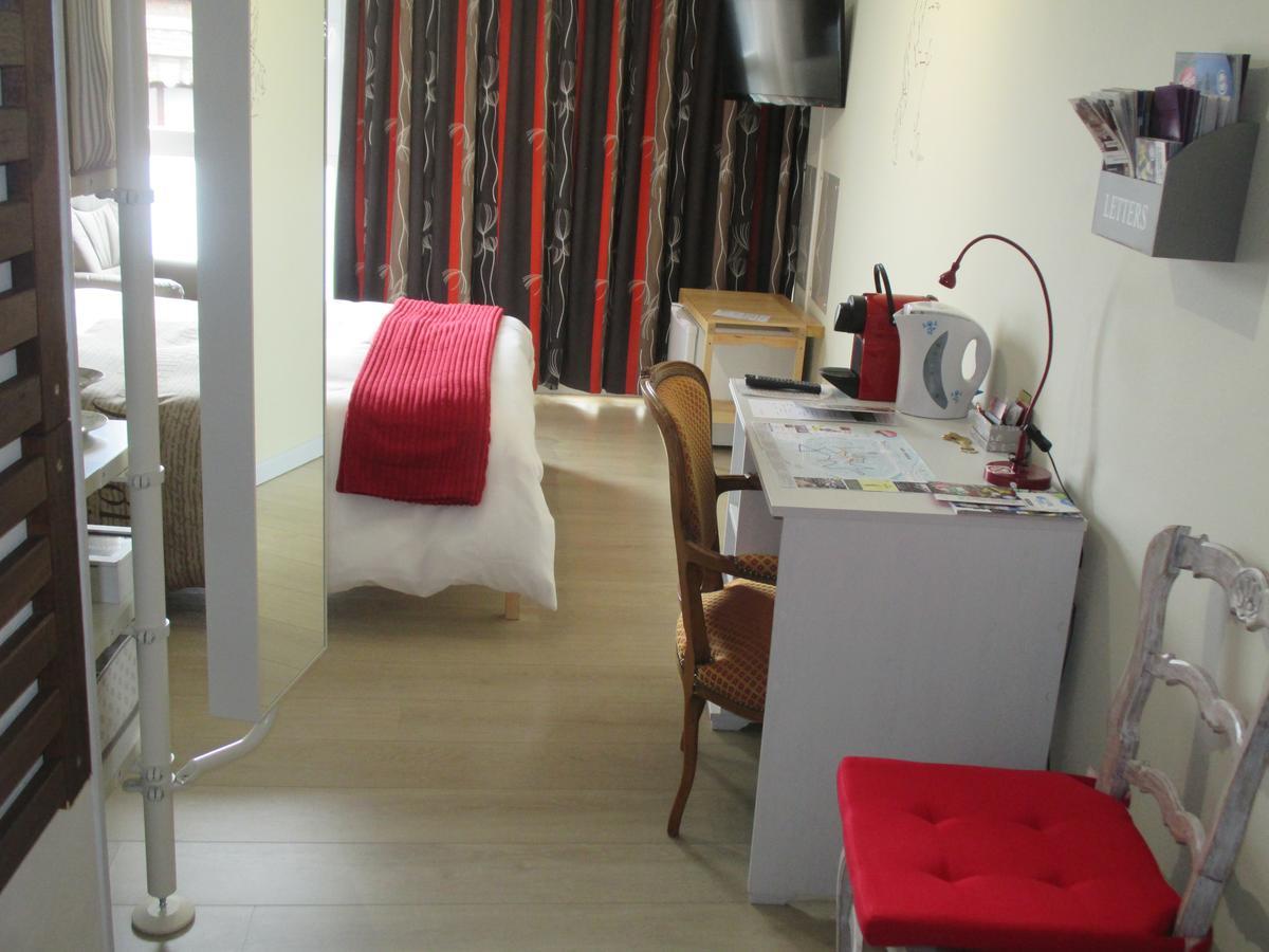 B&B La Chambre Du Ropieur Mons Exterior photo